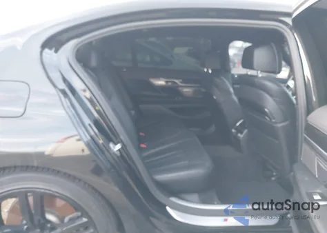 2019 BMW 740I из США, поврежденный, VIN WBA7E2C50KB454353